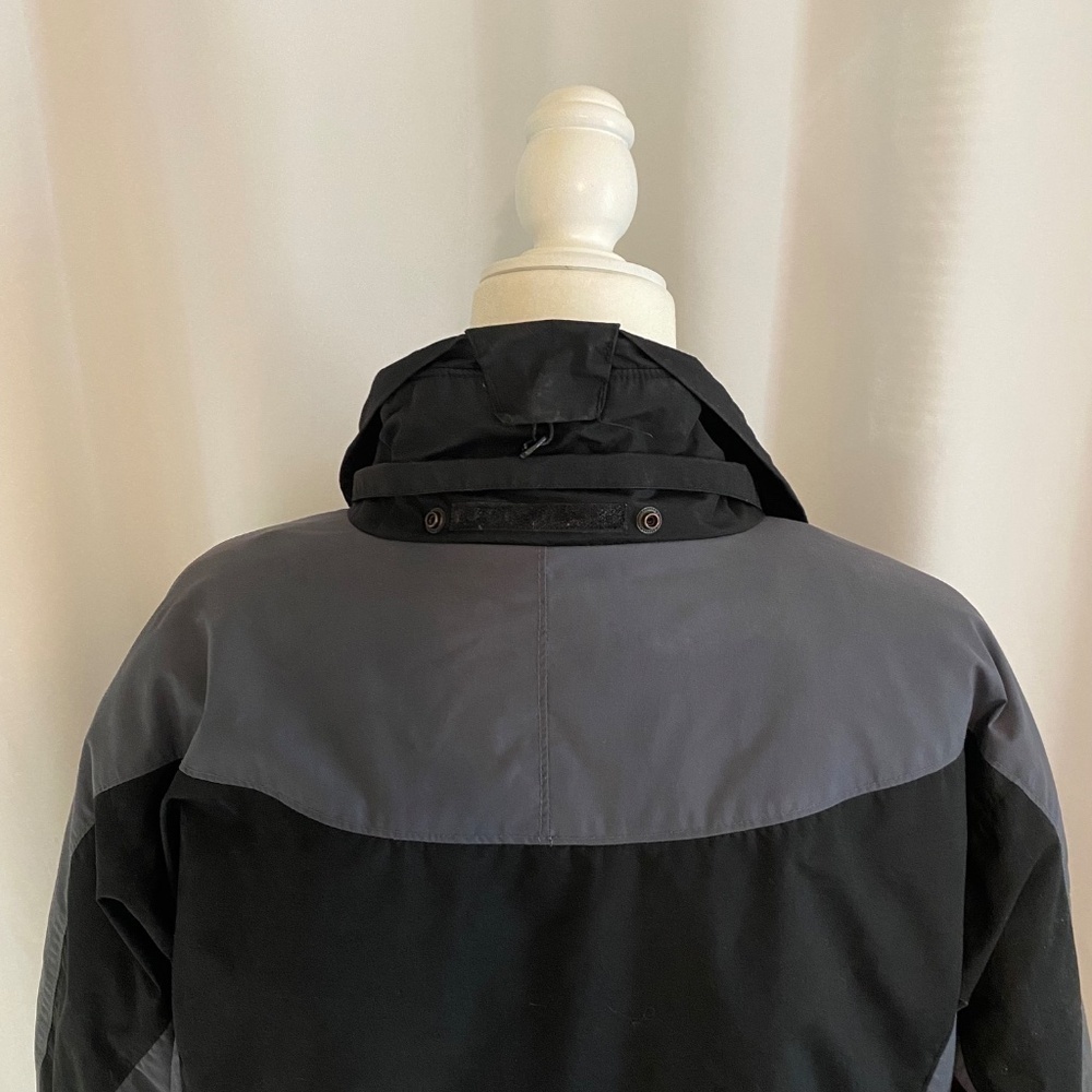 Columbia- Women's Winter Jacket-Black &‎ Grey- Size Large - Picture 3 of 16